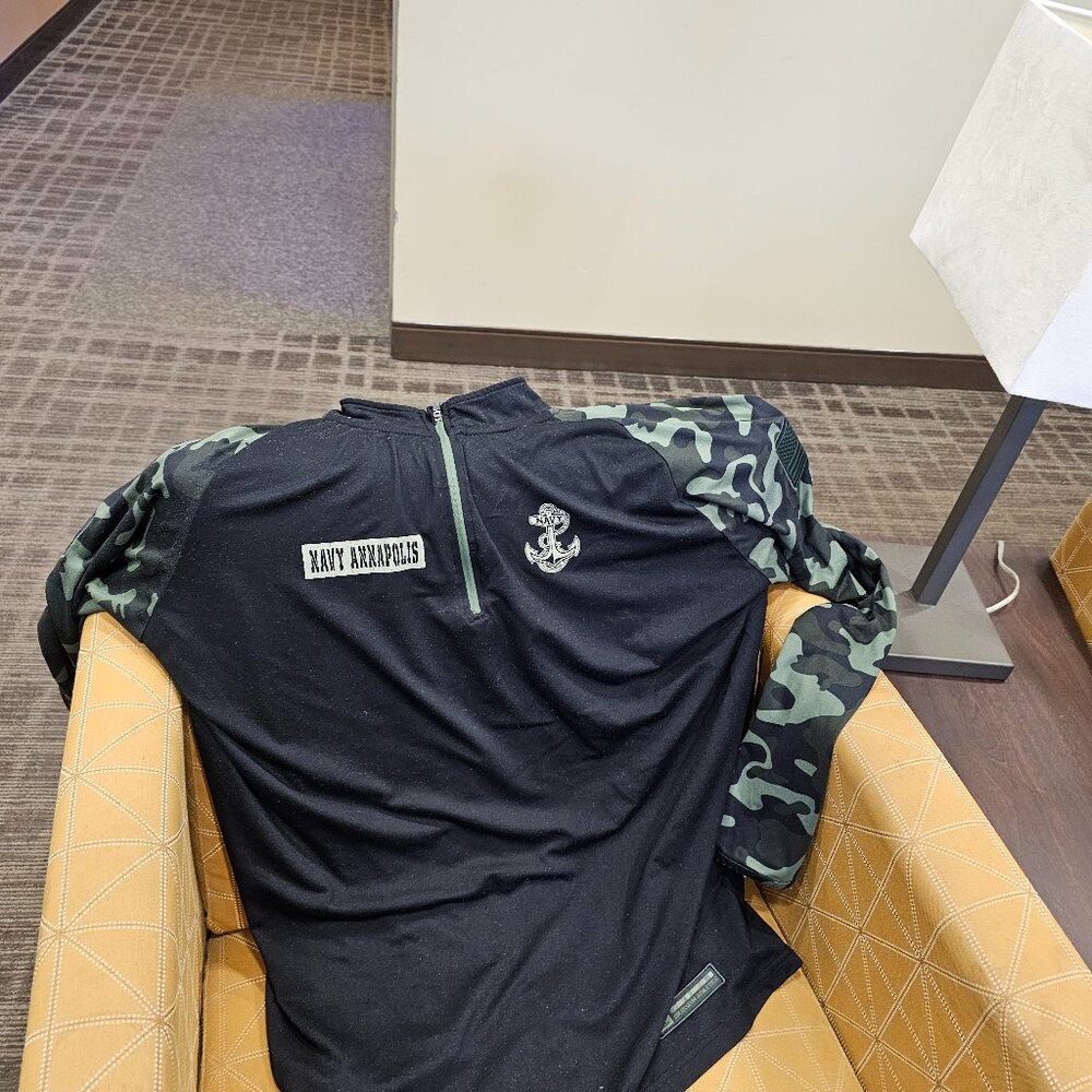 USNA Camo 1/4 zip  XXL